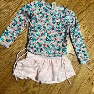 Size 4T Ruffle Butt Floral rash guard and skirted bikini